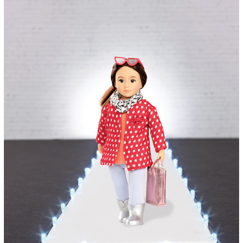 Набір одягу для ляльок LORI - Червоне пальто з візерунком